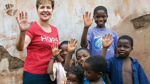 Joyce mit Kindern